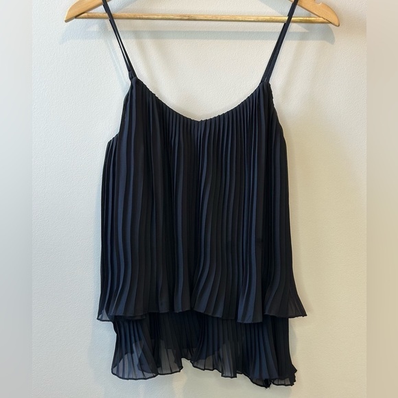 Aqua Bloomingdales Black Accordion Pleated Adjustable Strappy Layered Blouse S - Picture 1 of 4